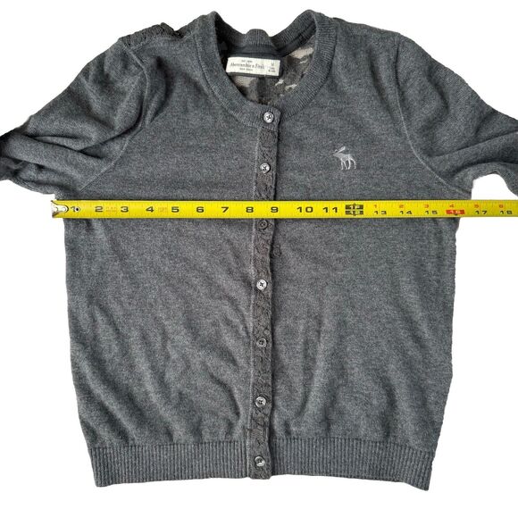 Abercrombie & Fitch Sweater Women’s Medium Gray Crop Cardigan Logo Lace Accent - Picture 4 of 14